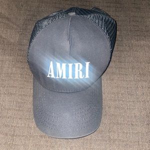 Amiri hat